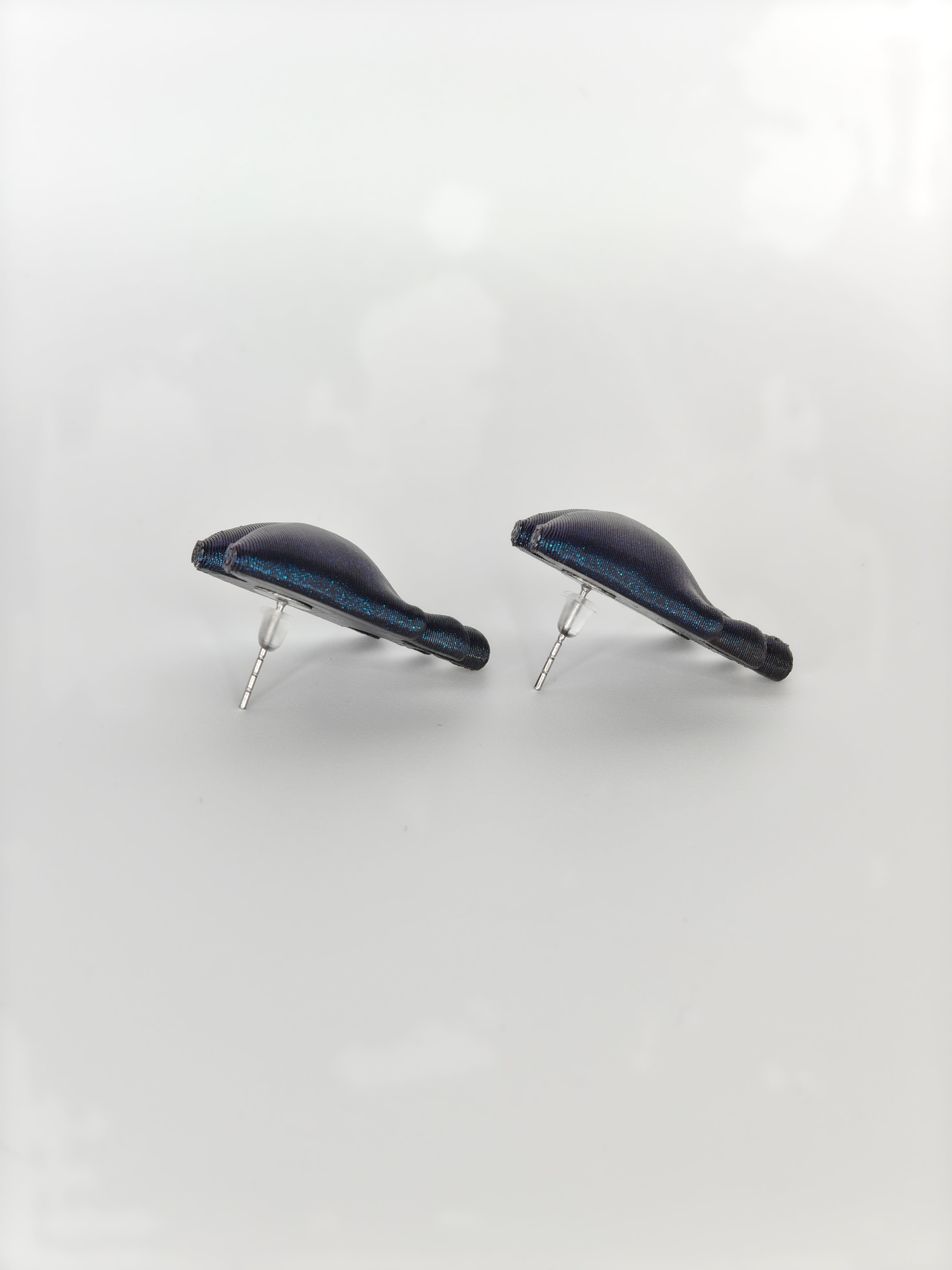 Earrings Dripping Hearts Black Galaxy