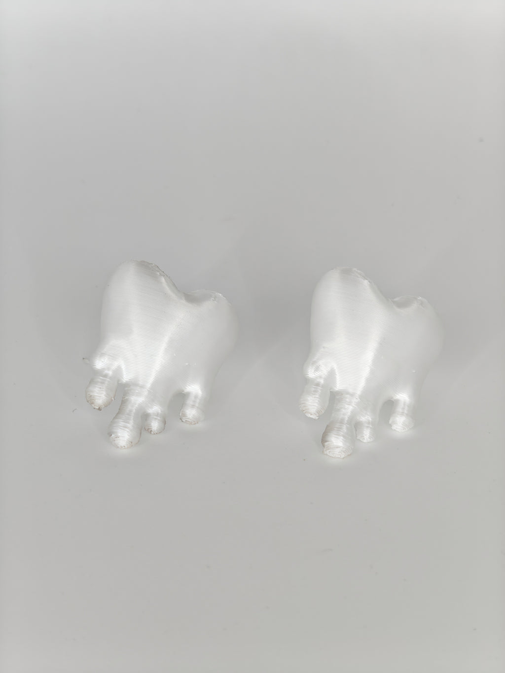 Earrings Melting Hearts White Silk