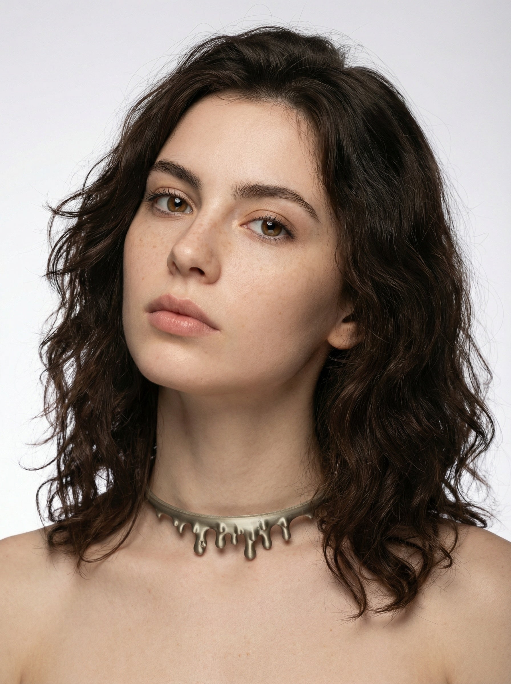 Dripping Necklace Khaki SIlk Recycled