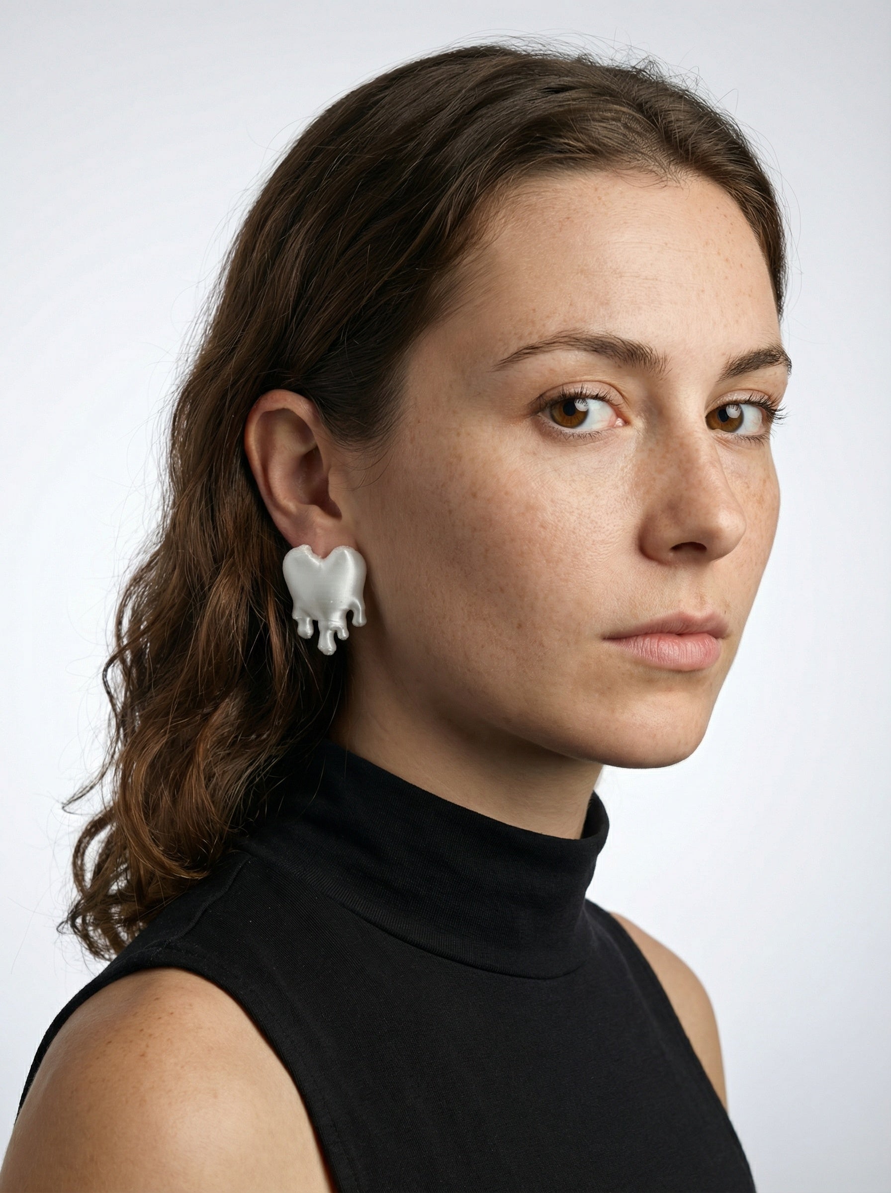 Earrings Melting Hearts White Silk